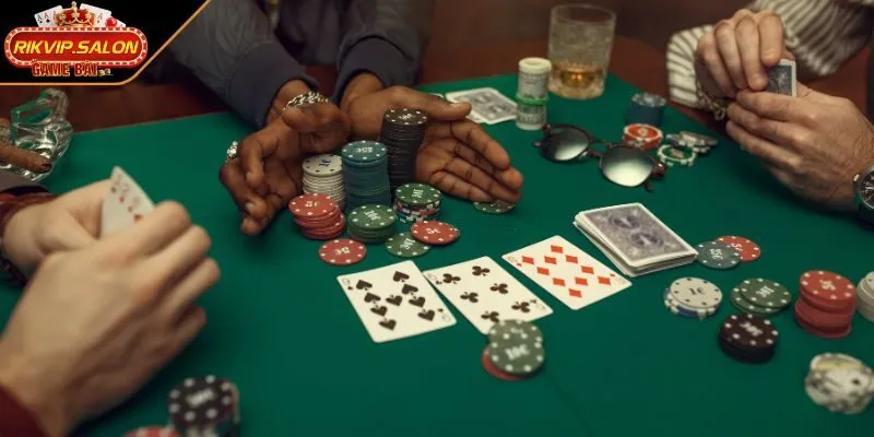 Khái quát về trò chơi Poker đầy tư duy và chiến thuật 
